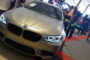 เปิดตัว BMW M5 “30 Jahre” Limited Edition ในราคา 700,000 ดอลล่าร์