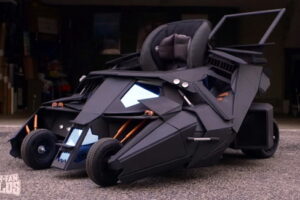 ทีมงานออกแบบเปิดตัวรถเข็นเด็กธีม "Batman"