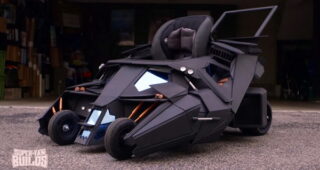 ทีมงานออกแบบเปิดตัวรถเข็นเด็กธีม "Batman"