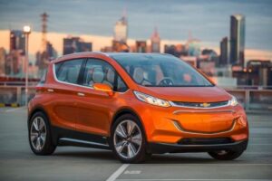 CHEVROLET เปิดตัว "BOLT EV" รถต้นแบบรุ่นใหม่ เดินหน้ากลยุทธ์รถพลังงานไฟฟ้า