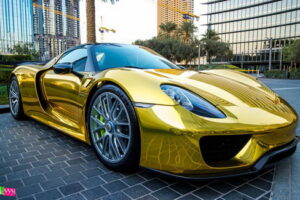 พบรถสปอร์ต "Porsche 918 Spyder" ทำสีทองอร่ามถูกโพสต์ลง IG