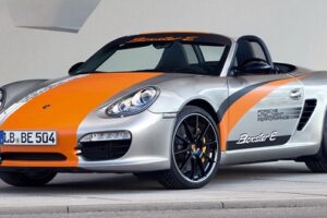 Porsche เผยสเป็ครถรุ่นใหม่พร้อมท้าชน "Tesla Model S"