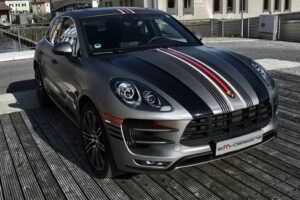 2M-Designs เปิดตัวแพ็คเกจเคลือบสีรถ Porsche Macan ที่ราคา 3,947 ยูโร
