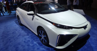 Toyota เผยยอดจองรถ "Mirai" ในญี่ปุ่นทะลัก 1,500 คันแล้ว