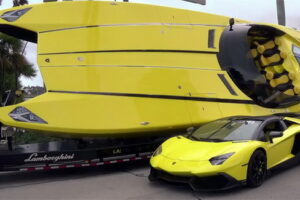 เปิดตัว Aventador LP720-4 พร้อมเรือคู่กาย