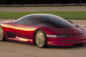 รีวิวเต็ม : ย้อนหลังดูเทคโนโลยีสุดโต่งของรถจากแบรนด์ "Buick" จากอดีตสู่ปัจจุบัน