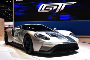 Ford มาอีกคำรบเปิดตัวสปอร์แบบ GT รุ่นใหม่ในสีแบบ Liquid Silver (เทาเงิน)
