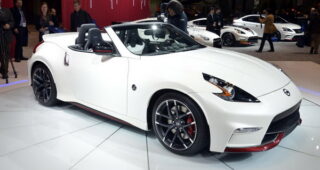 สปอร์ตเปิดประทุนสุดโหด "Nissan 370Z NISMO Roadster" โชว์ตัวแล้วในงานที่ Chicago