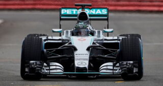เปิดตัว "Mercedes AMG F1 W06 Hybrid" ในการแข่งขันปี 2015