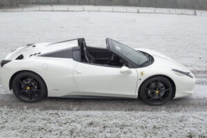 บริษัทดังแดนกังหันลมเตรียมเปิดขาย "Ferrari 458 Italia Spider" มือสอง