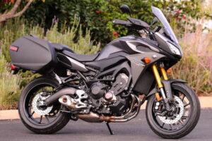 YAMAHA FJ-09 ใคร ๆ ก็ทัวริ่งได้