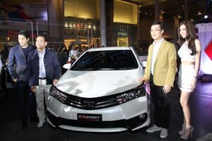 โคโรลล่า อัลติส เผยโฉม เอสสปอร์ต นูร์เบอร์กริง เอดิชั่น พร้อมแนะนำพรีเซนเตอร์ใหม่ “ไอซ์ – ปรีชญา”