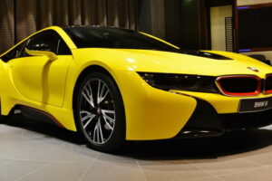 เปิดตัวชุดแต่งสีเหลืองสดของสปอร์ต BMW i8 Hybrid สีใหม่ล่าสุด