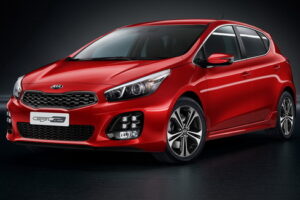 KIA เปิดตัวไลน์การผลิตใหม่ "cee'd GT" พร้อมเปิดตัวในงานที่ Geneva