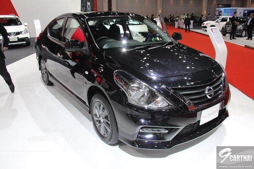 โปรโมชั่น NISSAN ALMERA ฟรีประกันภัยชั้น 1 พิเศษ ดอกเบี้ย 0%