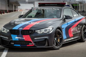 BMW เปิดตัวรถเซฟตี้คาร์แบบ M4 สำหรับงานอย่าง "MotoGP"