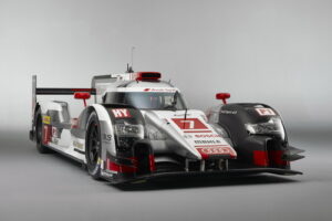 Audi เปิดตัวรถโฉมแข่ง "R18 E-Tron Quattro"