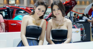 Motor Show 2015 สร้างเงินสะพัดกว่า 4 หมื่นล้านบาท ยอดจอง 37,027 คัน ผู้เข้าชม 1.7 ล้านคน