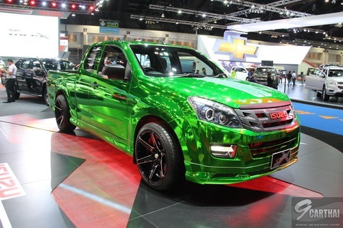 ISUZU COOL! กวาด 7 รางวัลรถยอดเยี่ยมแห่งปี 2015