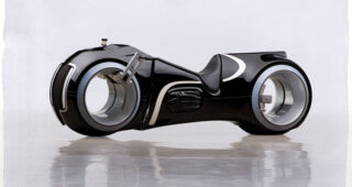 เปิดตัวมอเตอร์ไซค์ไฟฟ้าแบบ "Tron Lightcycle" พร้อมให้ประมูลแล้ว