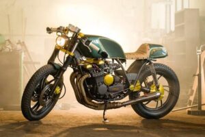 YAMAHA XJ 650 แต่ง จิ๊กโก๋ฝาเหลืองที่ดูดี...