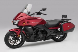 HONDA CTX 700 T นี้มันโซฟาวิ่งได้ชัด ชัด!!