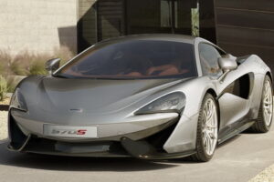 McLaren เปิดตัวความคืบหน้าสปอร์ต 3 โฉมพร้อมเปิดตัวในสหราชอาณาจักร