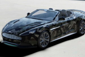 Aston Martin จับมือ Valentino ทำรุ่นพิเศษ