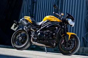 TRIUMPH Speed Triple 94R Special Edition ที่สุดของตำนาน สายเลือดพิเศษ