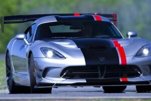 เปิดตัวรถสปอร์ต "2016 Dodge Viper ACR" เร็วที่สุดของแบรนด์นับตั้งแต่ก่อตั้งมา!!!