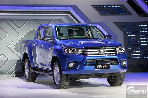 Toyota Hilux REVO ปฏิวัติทุกมิติ แห่งกระบะอนาคต ราคาเริ่มต้น 569,000.
