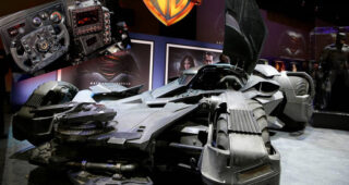 เปิดตัวรายละเอียด "Batmobile" รุ่นใหม่ในภาพยนตร์พิเศษ "Batman v Superman"