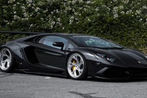 สปอร์ตแบบ "SR Lamborghini Aventador" แต่งเพิ่มเติมโดย Liberty Walk สุดดุดัน