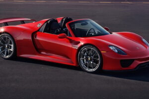 เผยภาพ "Porsche 918 Spyder" สีแดงสดพร้อมล้อแม็กซ์สุดงามของ HRE