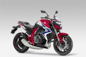 2015 HONDA CB 1000 R ขี่สนุก คุมง่าย คล่องตัว