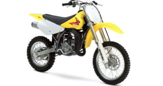 SUZUKI RM 85 เห็นเล็กๆ แบบนี้บอกได้เลยว่า ความแรงแบบบ้าคลั่ง..!!