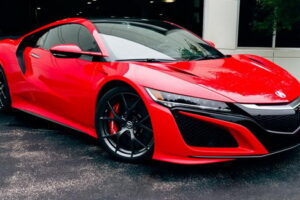 เปิดตัวรถสปอร์ต "Acura NSX" รุ่นใหม่หลังห่างหายไปนับ 10 ปี