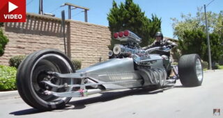 ดีไซเนอร์นิรนามออกแบบ "Rocket II Trike" รถแหวกแนวกำลังกว่า 1,000 แรงม้า!!!