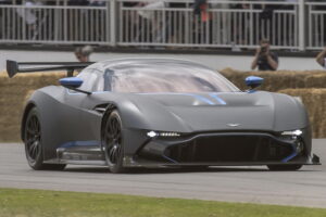 Aston Martin Vulcan รุ่นใหม่กำลังกว่า 800 แรงม้า ผลิตจำนวนแค่ 24 คัน