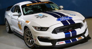 Ford เปิดตัวรถแข่ง "Shelby GT350R-C" พร้อมทีมนักแข่งชั้นเซียน