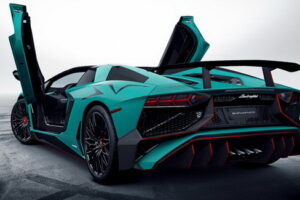 เปิดตัวภาพของ "Lamborghini Aventador LP750-4 SuperVeloce" สุดสวยงาม