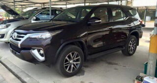 ชมภาพหลุดรถ "2016 Toyota Fortuner" พร้อมรายละเอียดแผ่นพับ
