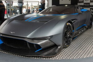 ตามคำเรียกร้อง! Aston Martin เปิดตัว "Vulcan" โฉมแต่งสุดดุดันแล้ว