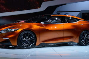 แหล่งข่าววงในเผย Nissan GT-R รุ่นต่อไปอาจจะทำแบบ Sedan