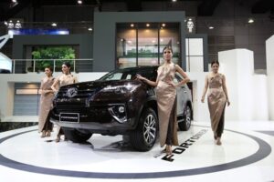 “TOYOTA Town of Happiness” โตโยต้า พร้อมมอบข้อเสนอพิเศษ ในงาน BIG Motor Sale 2015