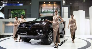 “TOYOTA Town of Happiness” โตโยต้า พร้อมมอบข้อเสนอพิเศษ ในงาน BIG Motor Sale 2015