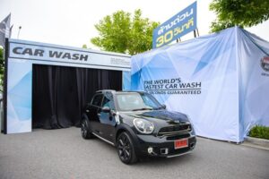 MINI THAILAND จัดกิจกรรมล้างรถภายใน 30 วิ
