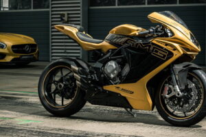 MV Agusta จับมือทีมงาน Mercedes-AMG เปิดตัว "F3 800" ใหม่ล่าสุด