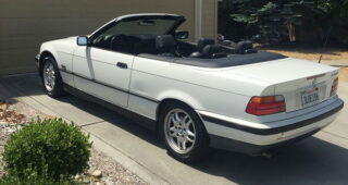 เปิดประมูล "BMW 3-Series" โฉมเปิดประทุนของ Steve Jobs
