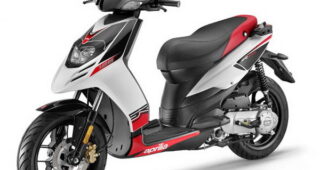 APRILIA SR Motard 50 ออโต้เมติคในแดนมักกะโรนี